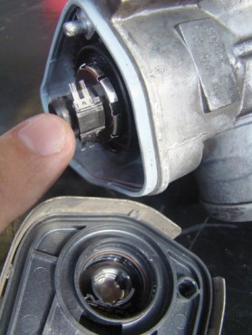 Coletor das pistas internas do corpo de borboleta Magneti Marelli