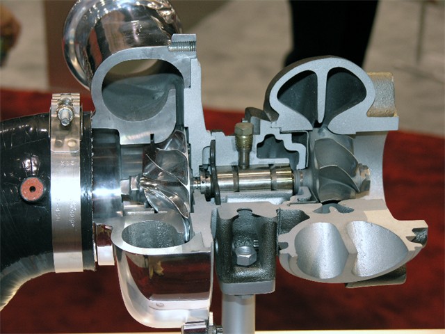honeywell-acredita-que-automec-2013-sera-importante-para-os-motores-turbo