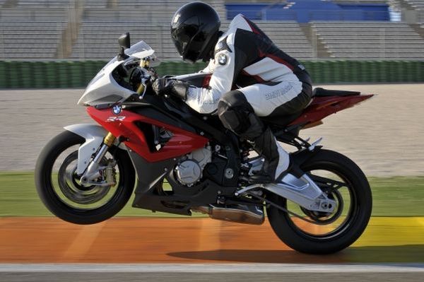 BMW-motorrad-brasil-no moto-1000-gp