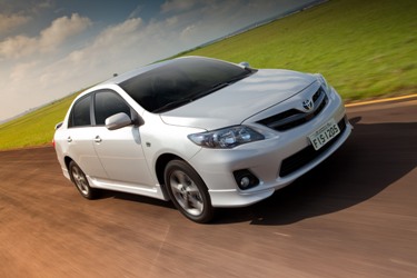 oyota-lanca-linha-corolla-2014-no-mercado-brasileiro