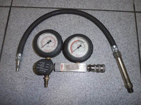 Foto 05: Medidor de vazamento de cilindros. (Ferramenta imprescindível para diagnósticos)