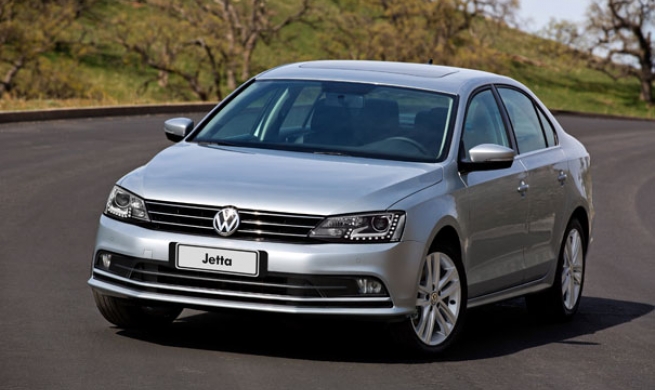 Volkswagen Jetta 2.0 8V e 2.0 16V TSI Turbo com injeção direta de ...