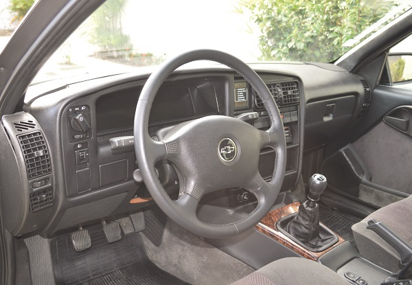 Omega Suprema CD 4.1, a supremacia tecnológica da Chevrolet brasileira ...